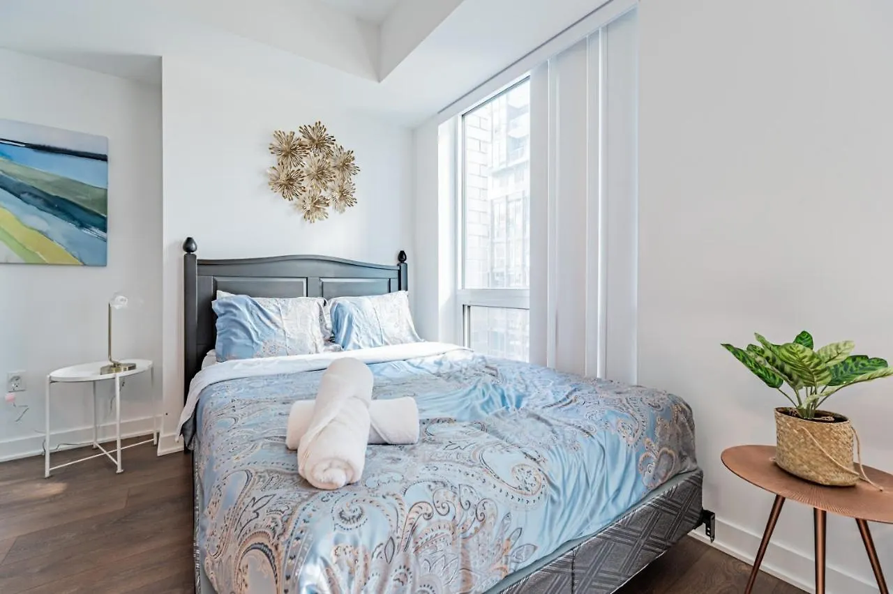 アパート Lovely Property In Downtown Core トロント カナダ