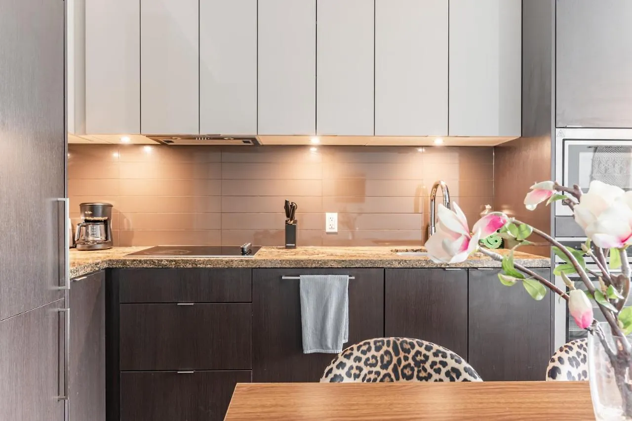Lovely Property In Downtown Core トロント アパート